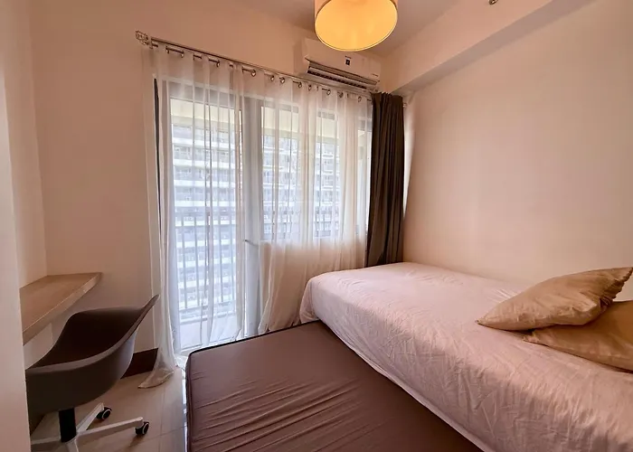 Apartment Prime Location Near Mrt, Sm Megamall, Bgc!