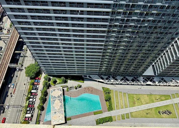 Prime Location Near Mrt, Sm Megamall, Bgc! *
